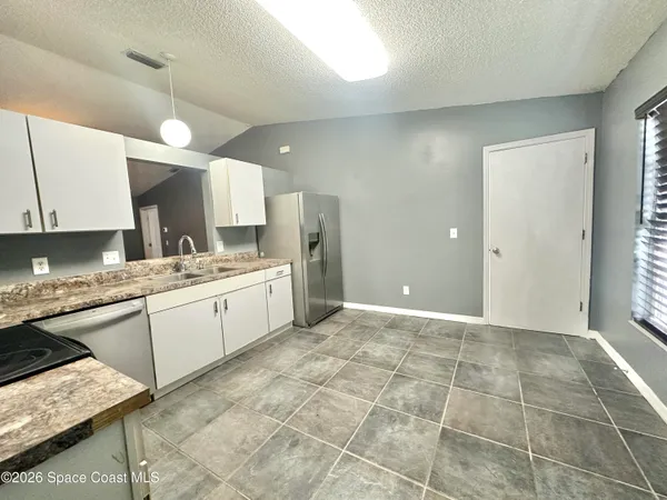 $1,950 | 6470 Ailes Avenue, Cocoa, FL 32927