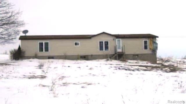 9040 Potters Road Saranac, MI 48881 - Photo 1 of 19