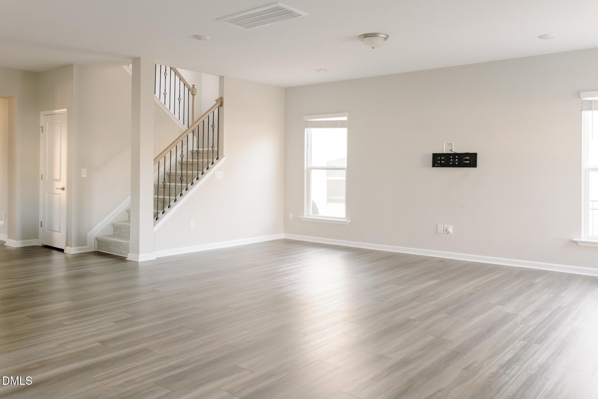 5009 Megara Run Raleigh, NC 27603 - Photo 8 of 27 Living