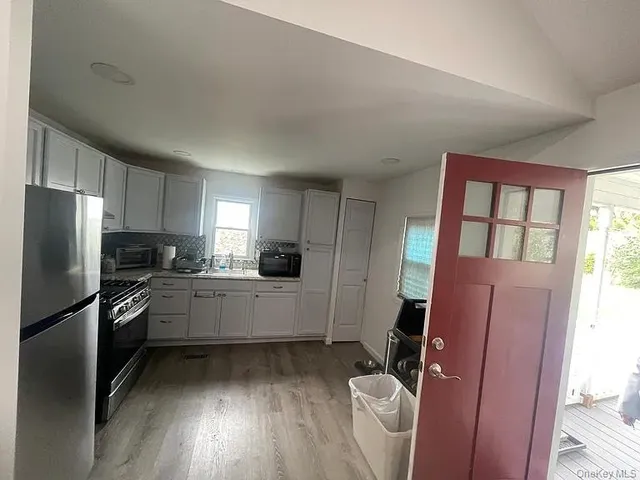 $2,100 | 8 Hideaway Lane, Unit 4, Marlboro, NY 12542