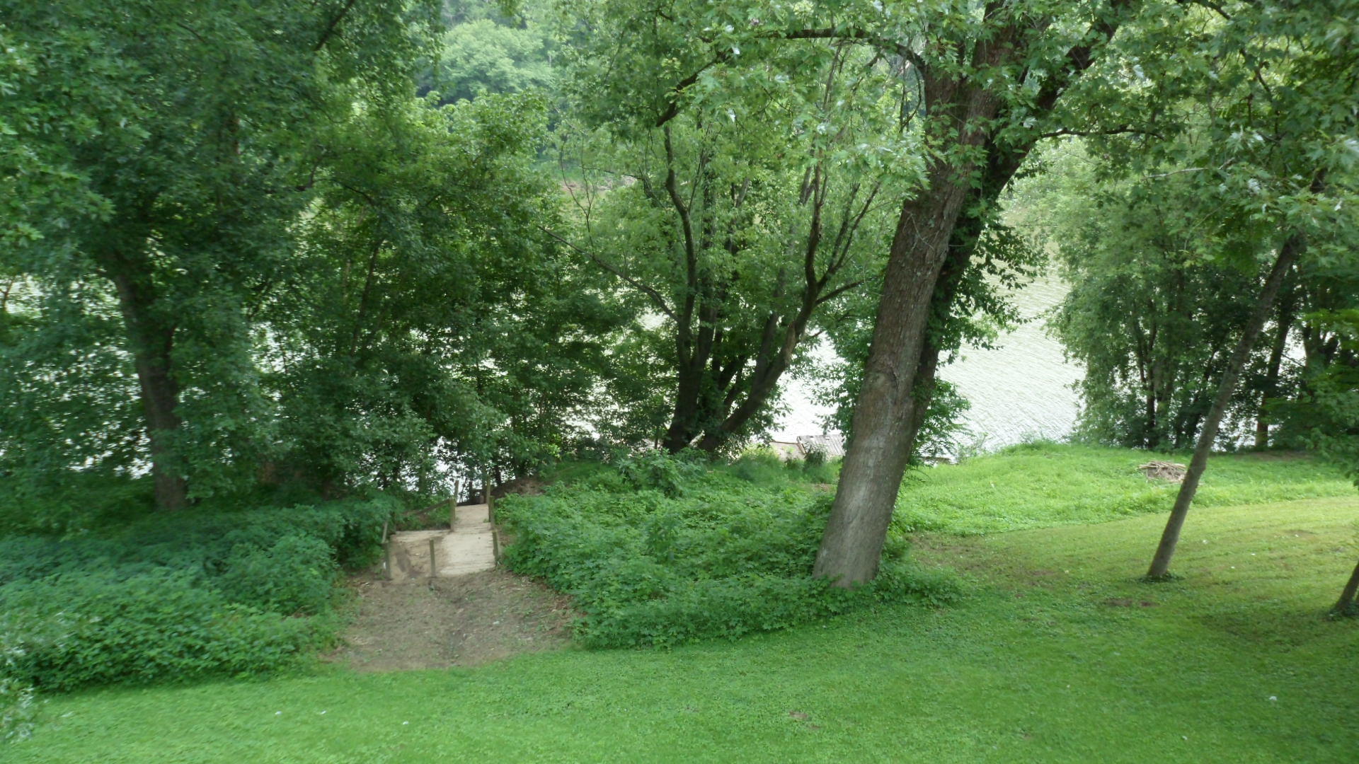 268 River Valley Road Frankfort, KY 40601 - Photo 58 of 59 River steps