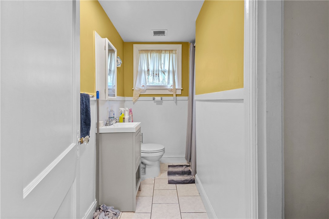 9 Overlook Road Narragansett, RI 02882 - Photo 11 of 18