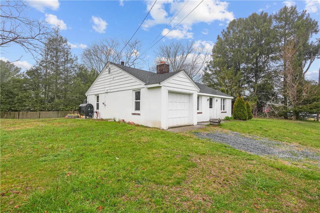 9 Overlook Road Narragansett, RI 02882 - Photo 15 of 18