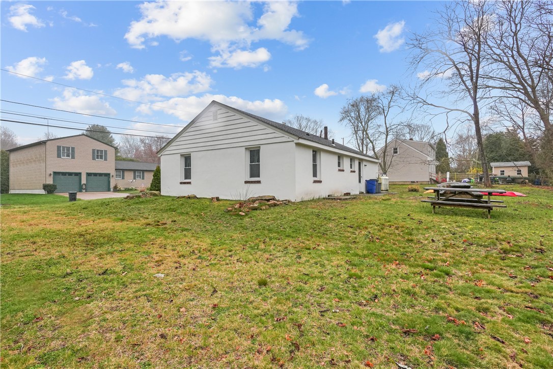 9 Overlook Road Narragansett, RI 02882 - Photo 17 of 18