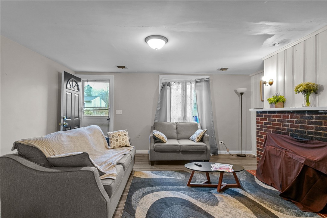 9 Overlook Road Narragansett, RI 02882 - Photo 4 of 18