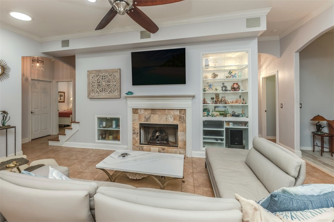129 Sea Marsh Road Fernandina Beach, FL 32034 - Photo 3 of 35 Gallery Image 3
