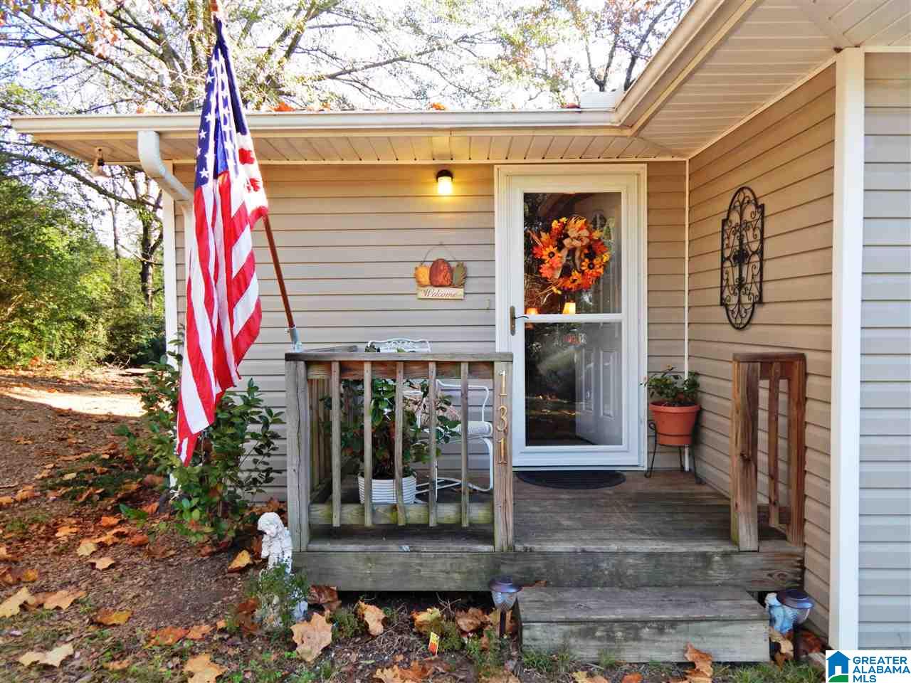 131 Beck Green Road Warrior, AL 35180 - Photo 4 of 35