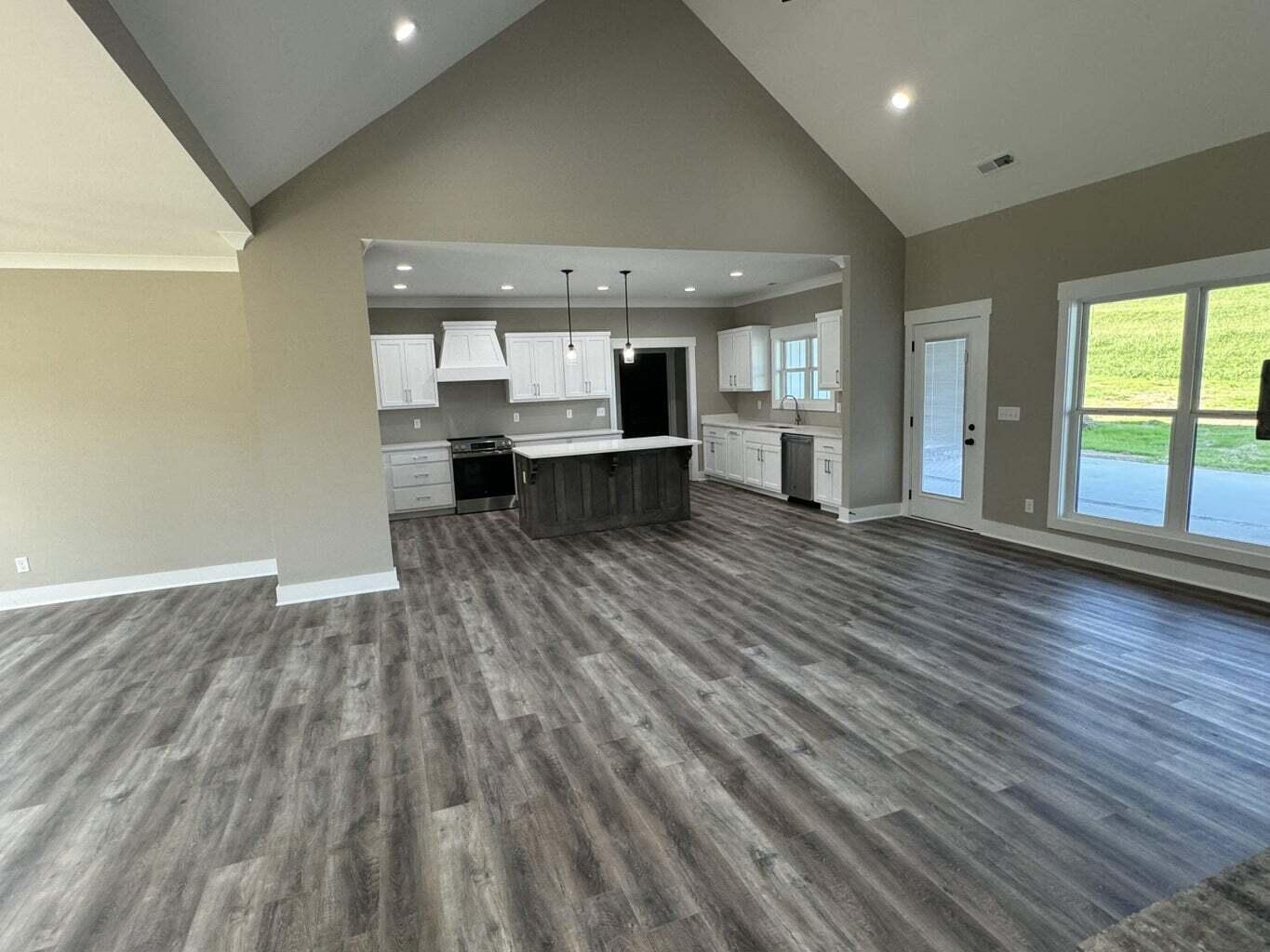65 Hullender Road Ringgold, GA 30736 - Photo 3 of 16 20241010161456081028000000-o