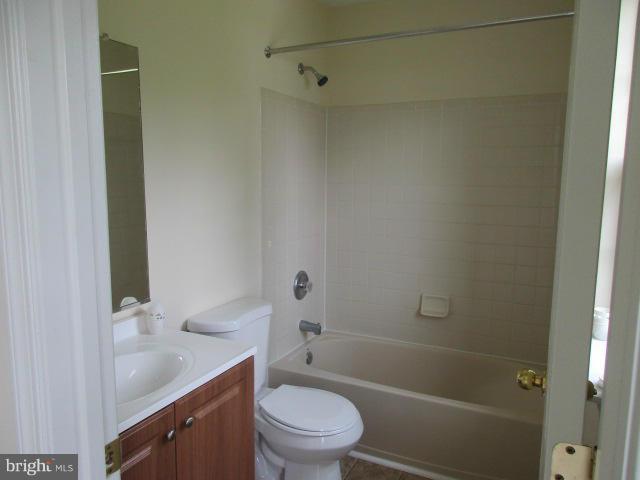 2804 Todkill Trace Edgewood, MD 21040 - Photo 9 of 16 Bath (Master)