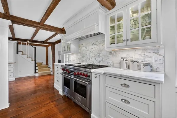 $1,800,000 | 40 Possum Run, Duxbury, MA 02332