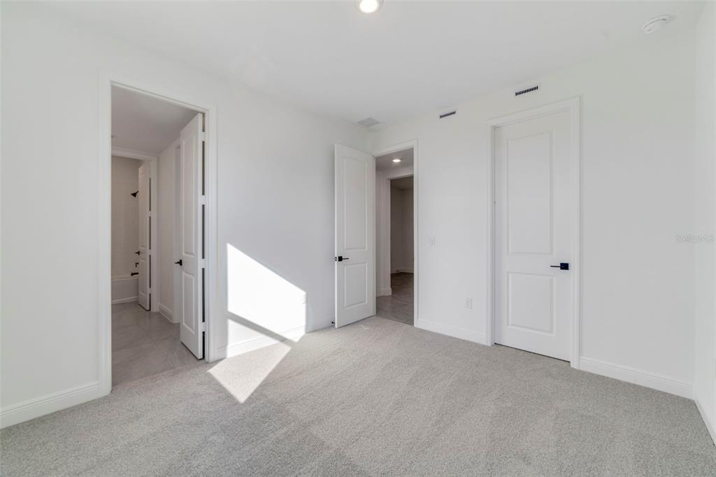 484 Toscano Street Clermont, FL 34715 - Photo 12 of 32 Gallery Image 12