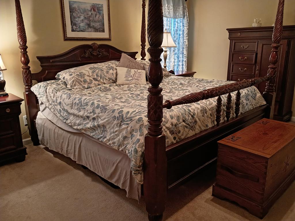 303 Wilson Road Chatsworth, GA 30705 - Photo 12 of 55 Master Bedroom 14.11' x 16'