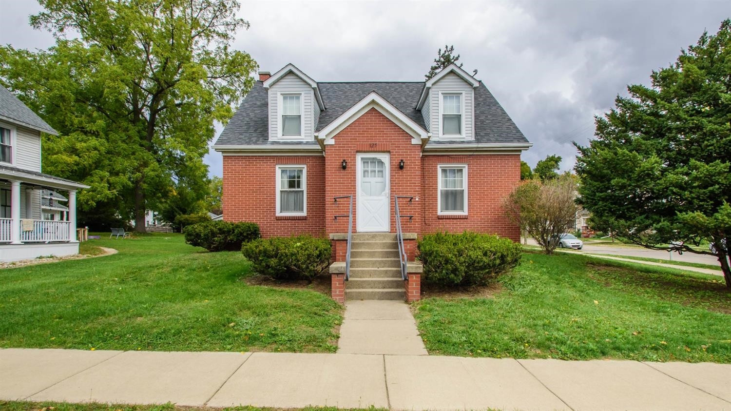 125 Riverside Drive Manchester, MI 48158 - Photo 1 of 31 Photo 1