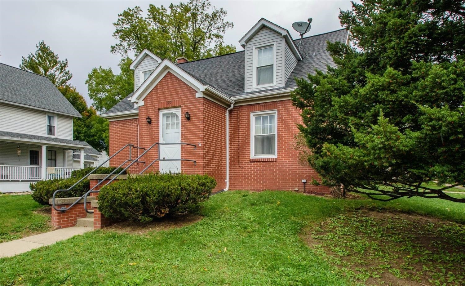 125 Riverside Drive Manchester, MI 48158 - Photo 2 of 31 Photo 2