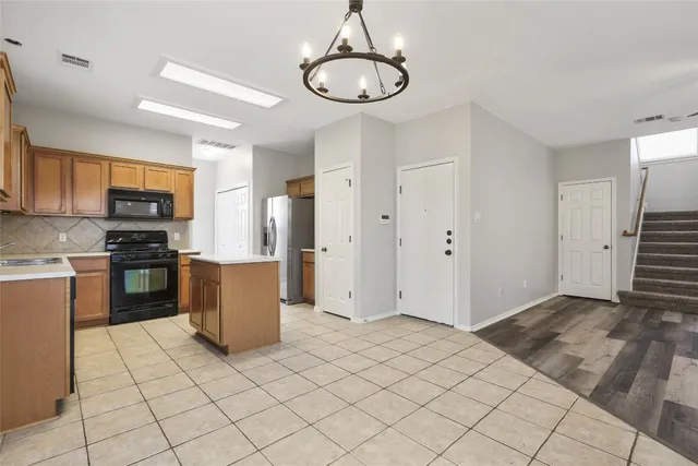 $450,000 | 9405 Billingham Trail, Austin, TX 78717