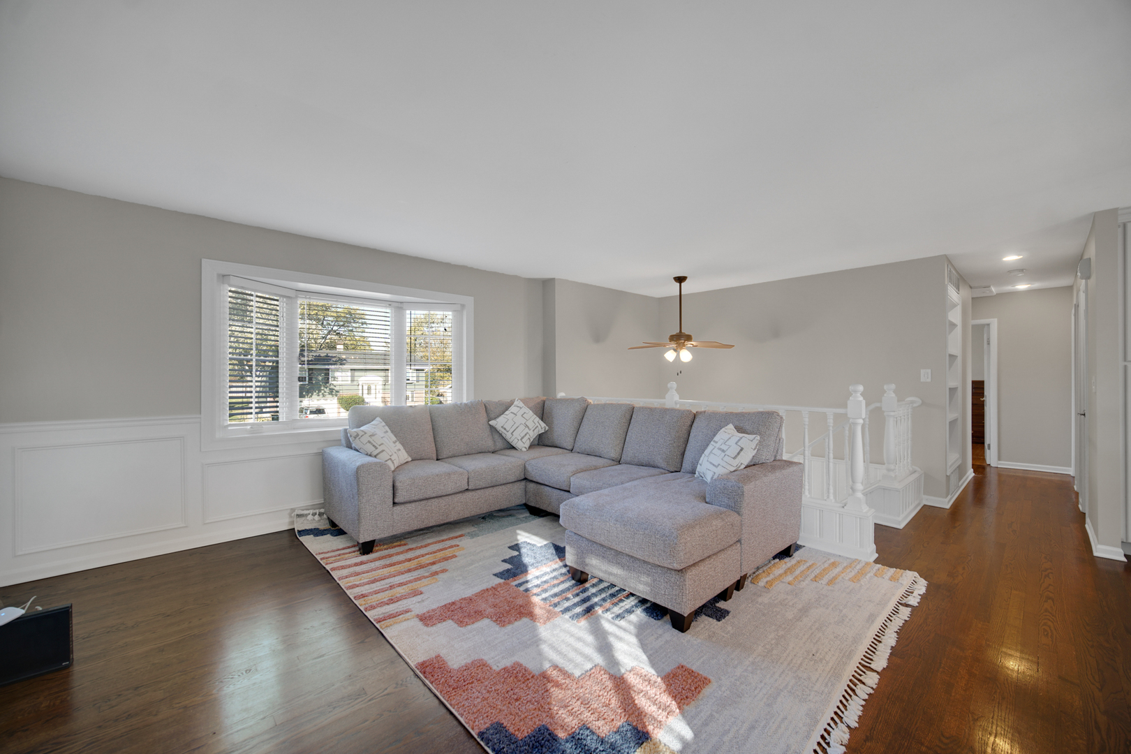 2S111 Churchill Lane Glen Ellyn, IL 60137 - Photo 17 of 34 a living room with furniture and a large window
