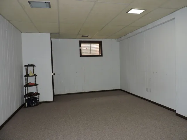 $270,000 | 2216 Andover Court, Schaumburg, IL 60107