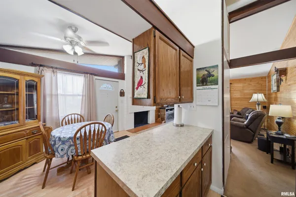 $110,000 | 2214 Glendale Avenue, Pekin, IL 61554