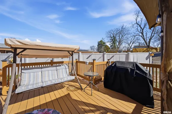 $110,000 | 2214 Glendale Avenue, Pekin, IL 61554