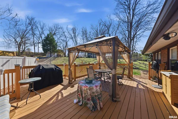 $110,000 | 2214 Glendale Avenue, Pekin, IL 61554