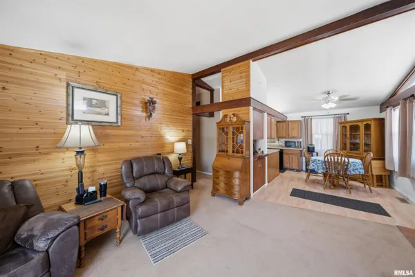 $110,000 | 2214 Glendale Avenue, Pekin, IL 61554