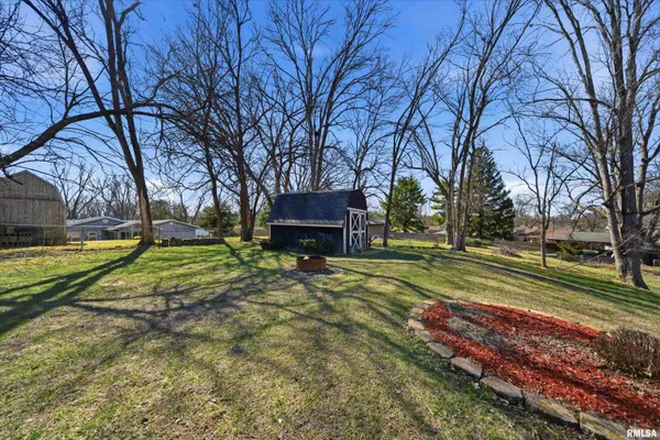 $110,000 | 2214 Glendale Avenue, Pekin, IL 61554