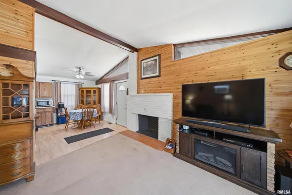 $110,000 | 2214 Glendale Avenue, Pekin, IL 61554