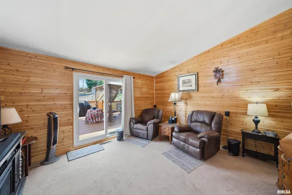 $110,000 | 2214 Glendale Avenue, Pekin, IL 61554