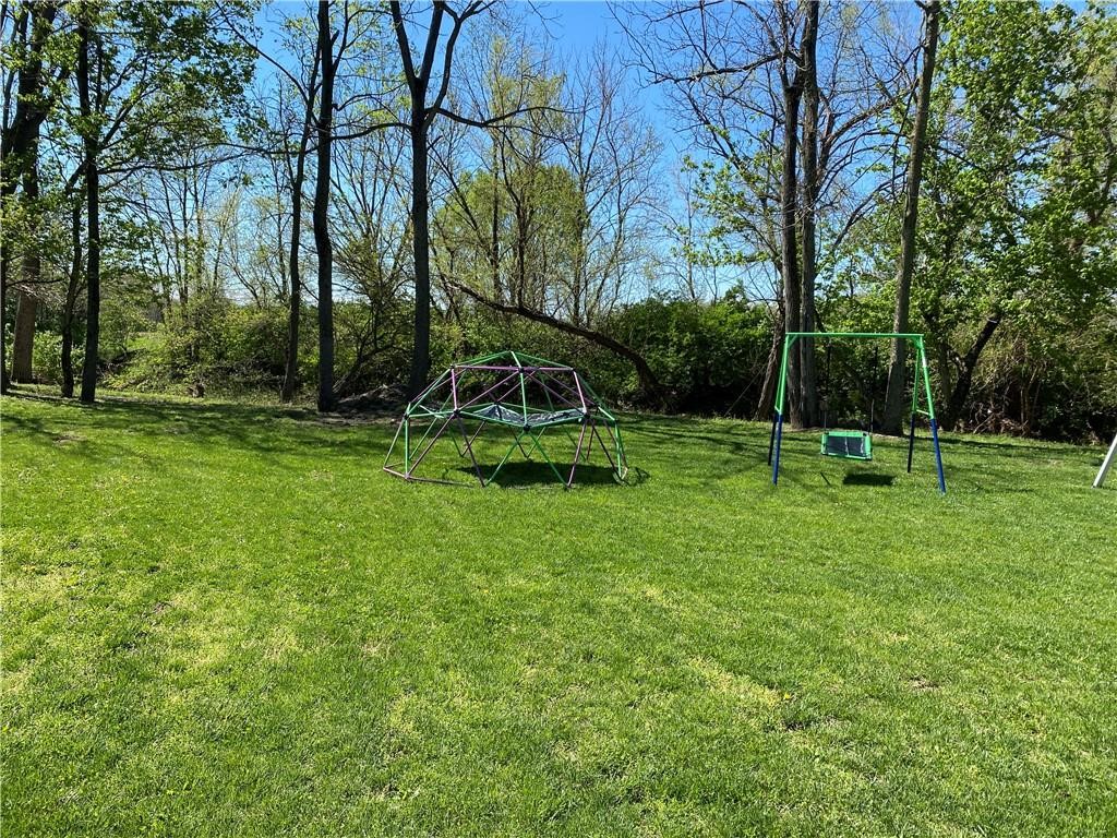 3095 Preston Street Paris, IL 61944 - Photo 5 of 47