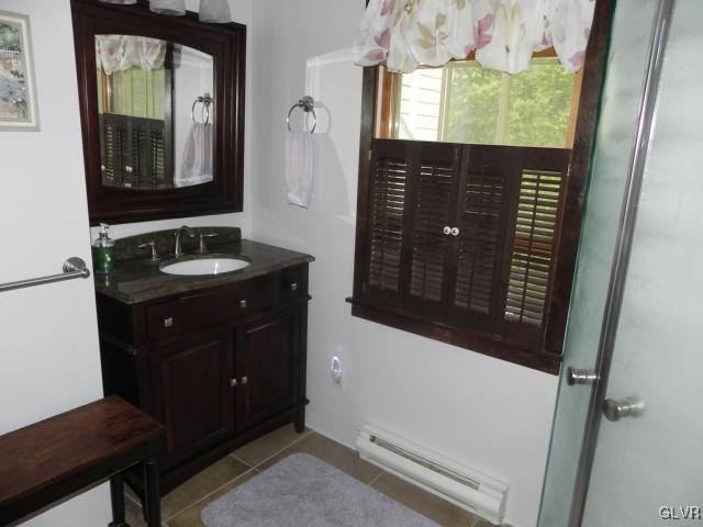 355 Coffeetown Road Easton, PA 18042 - Photo 17 of 27 Gallery Image 17