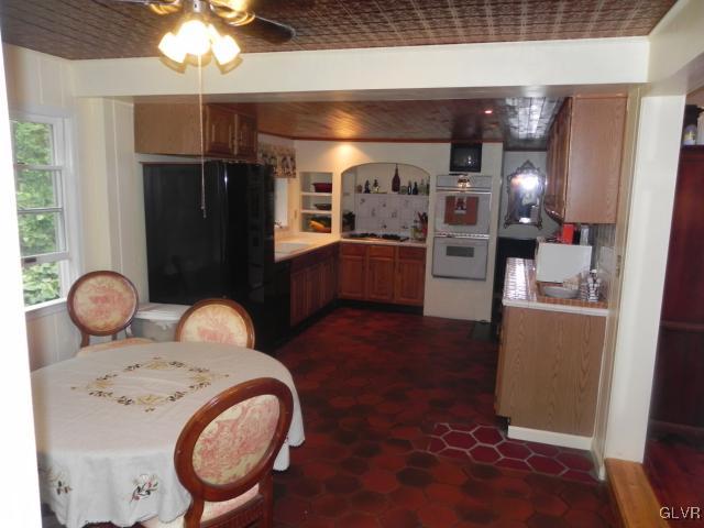 355 Coffeetown Road Easton, PA 18042 - Photo 5 of 27 Gallery Image 5