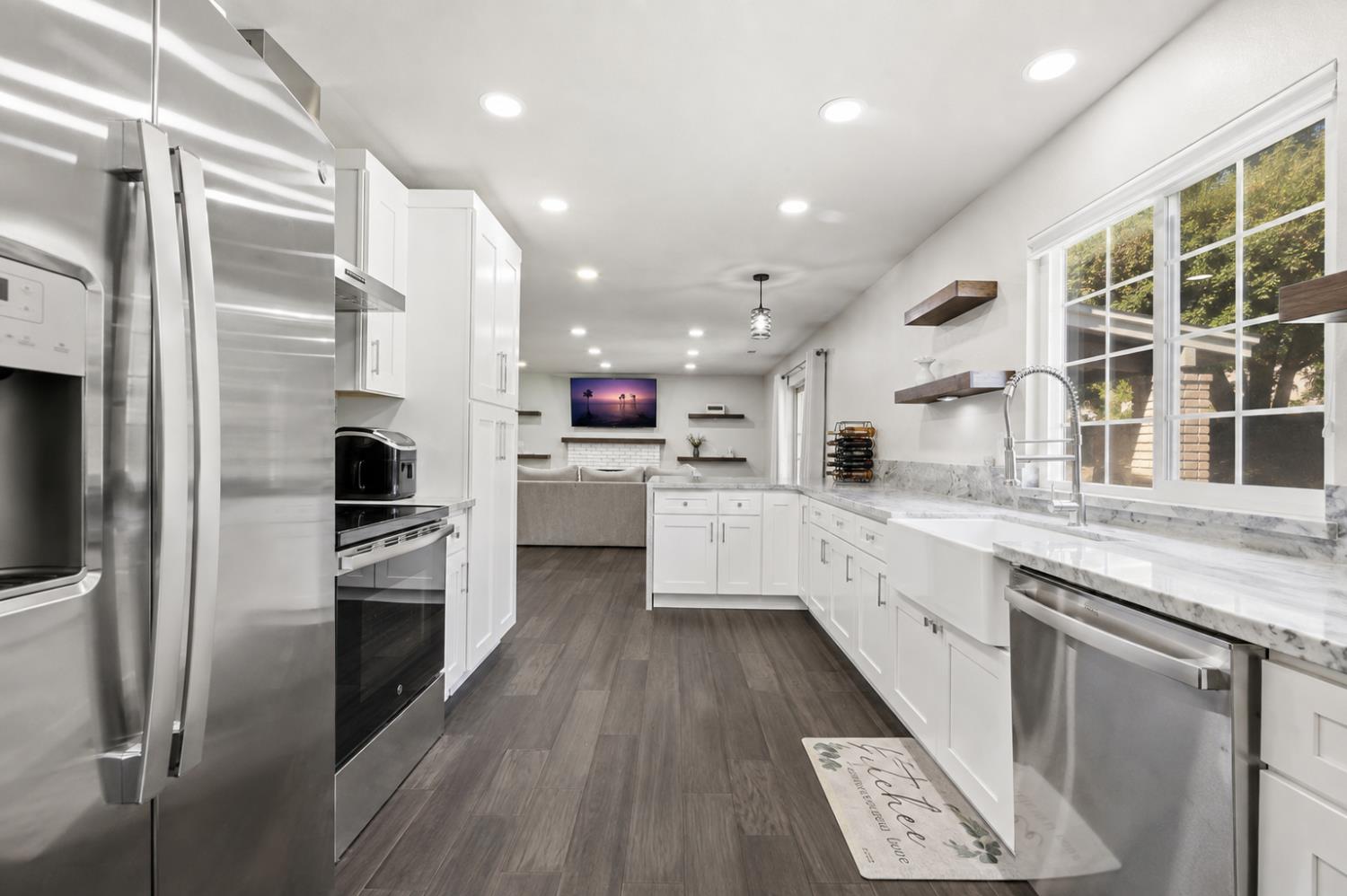 2017 Bridgewood Way Modesto, CA 95355 - Photo 14 of 43 Gallery Image 14