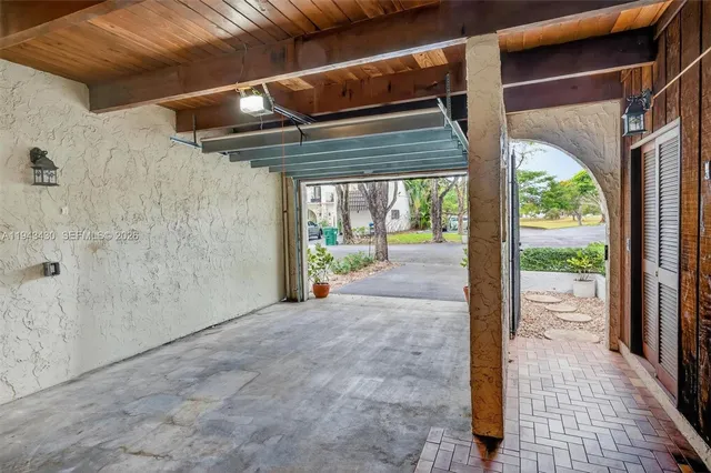 $3,250 | 8896 Southwest 62nd Terrace, Unit 7G, Miami, FL 33173