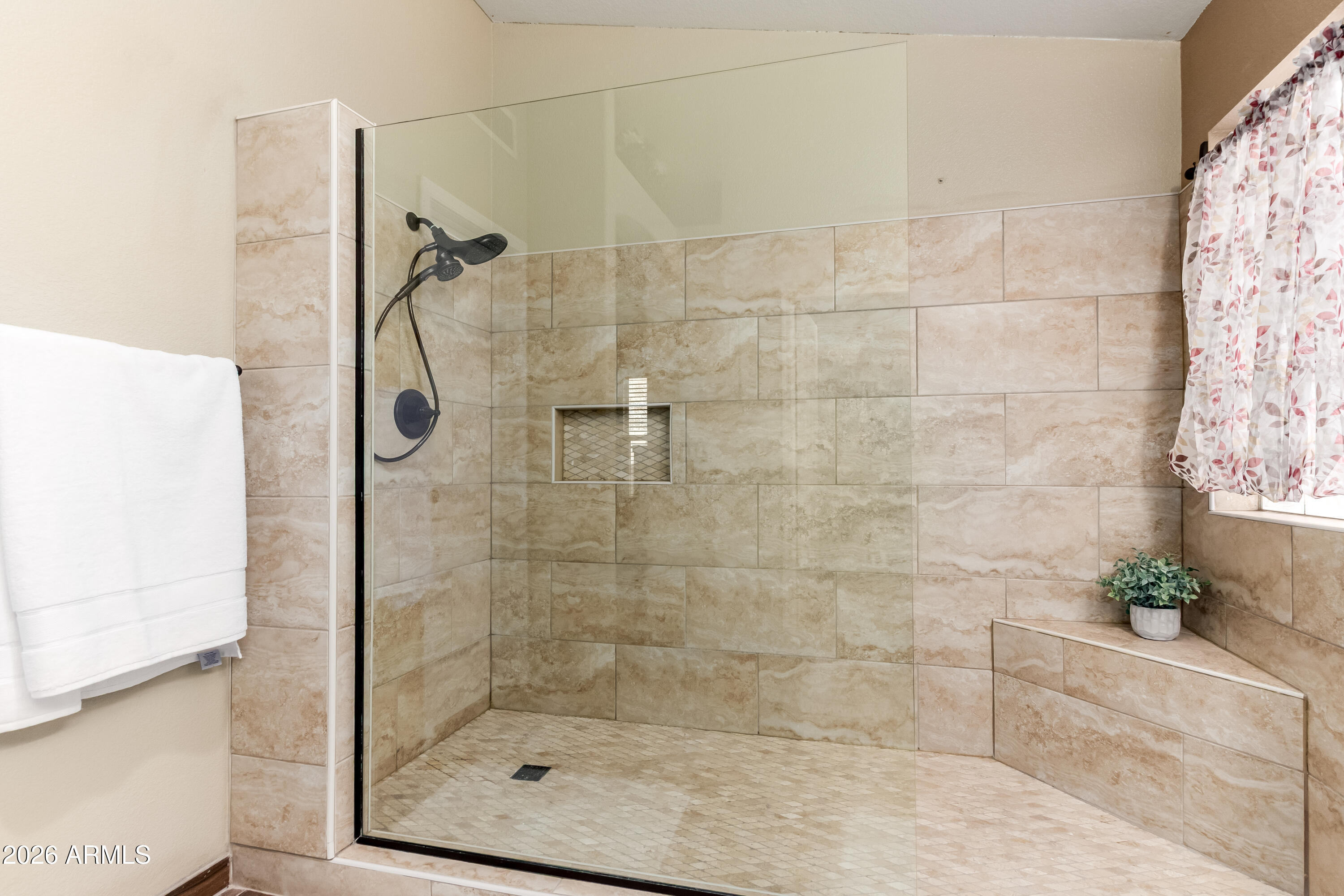 1147 North Marvin Street Gilbert, AZ 85233 - Photo 15 of 31 a bathroom with a shower
