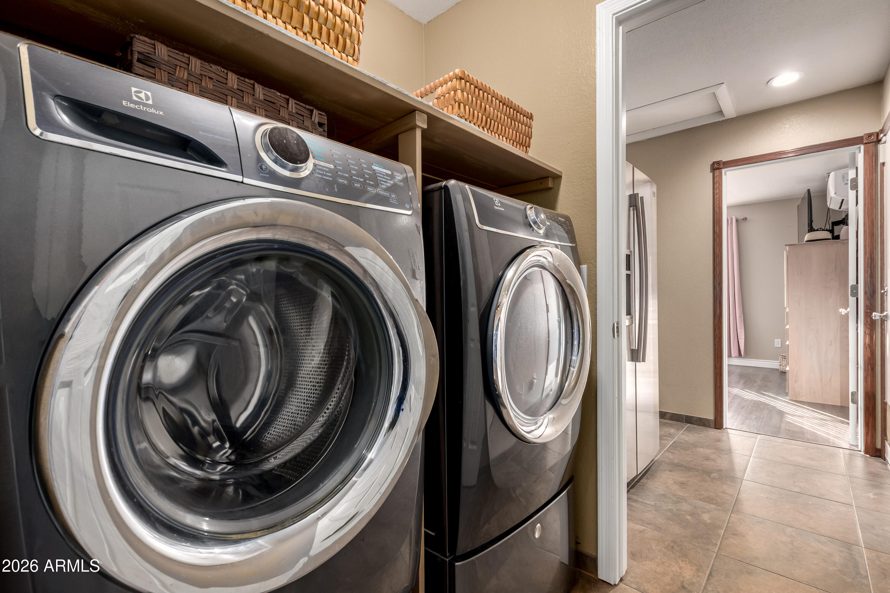 1147 North Marvin Street Gilbert, AZ 85233 - Photo 25 of 31 Washer Dryer