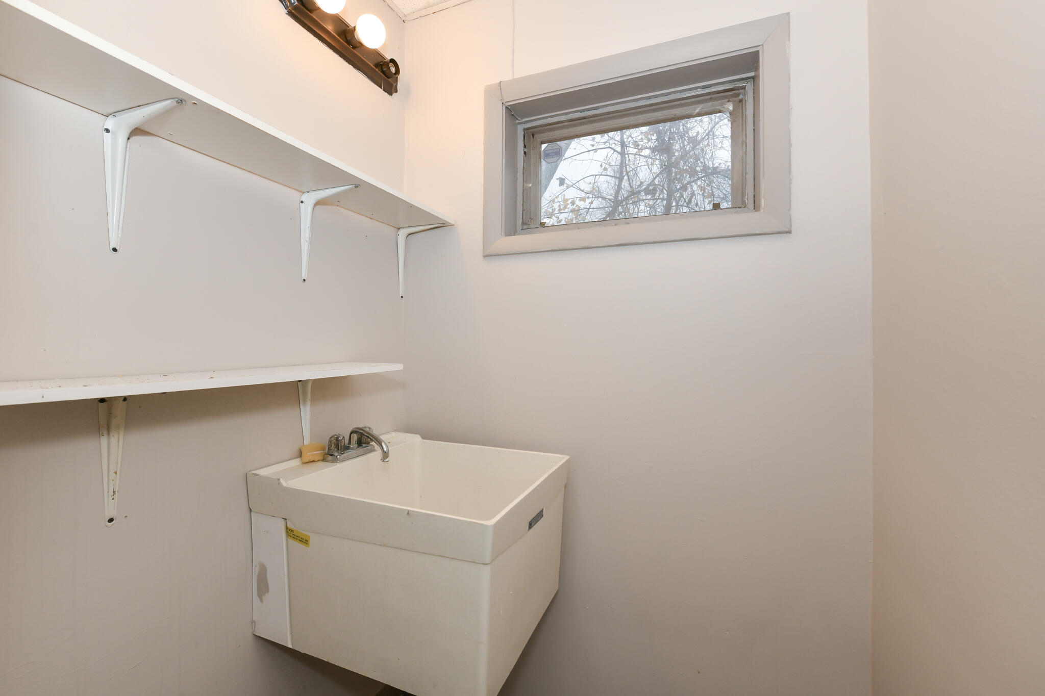 337 South 8th Street Delavan, WI 53115 - Photo 20 of 34 Lower Level