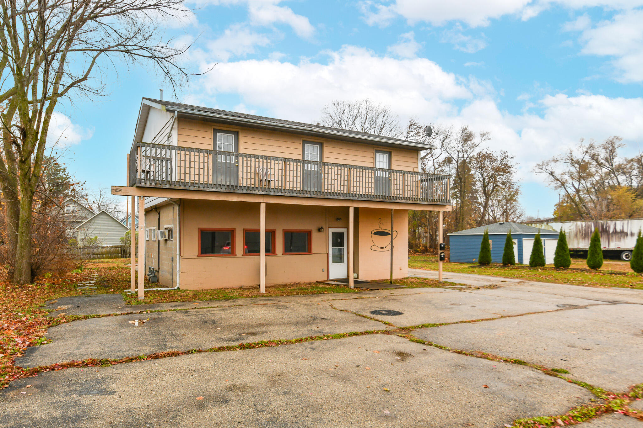 337 South 8th Street Delavan, WI 53115 - Photo 31 of 34 Parking