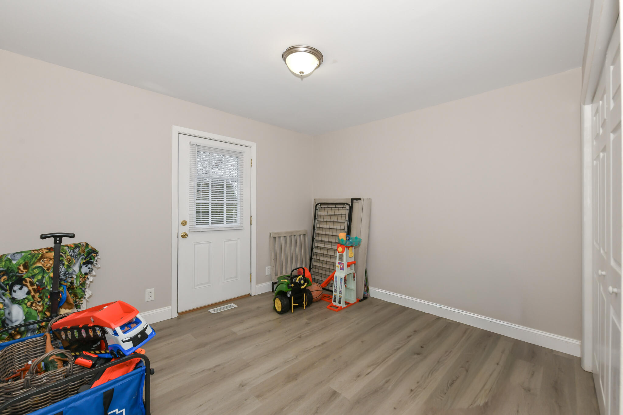 337 South 8th Street Delavan, WI 53115 - Photo 9 of 34 Bedroom