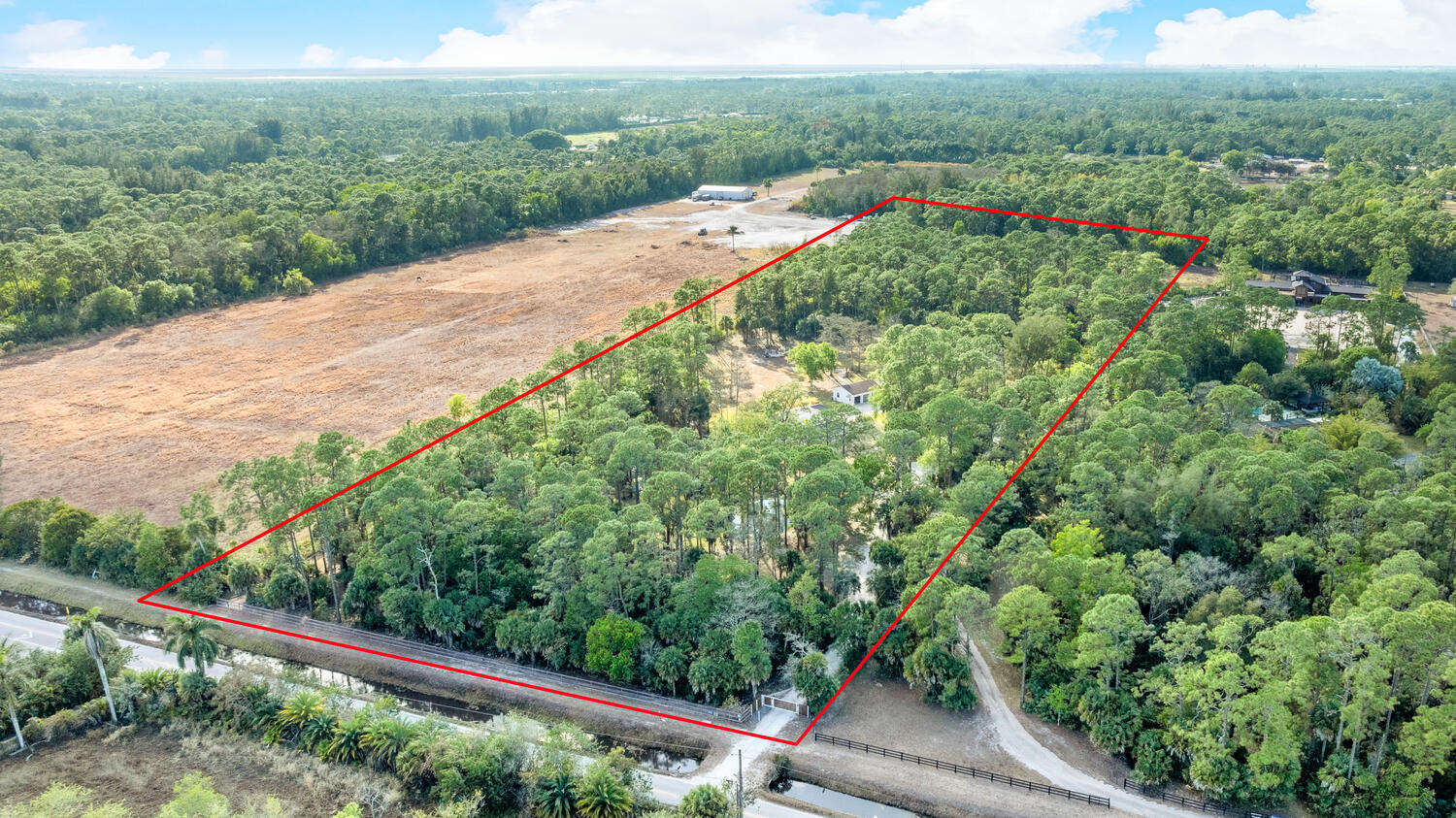 1453 E Road Loxahatchee Groves, FL 33470 - Photo 11 of 121 1453 E Rd Loxahatchee Groves-large-136-1