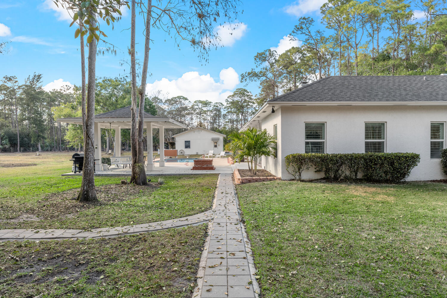 1453 E Road Loxahatchee Groves, FL 33470 - Photo 112 of 121 1453 E Rd Loxahatchee Groves-large-133-0