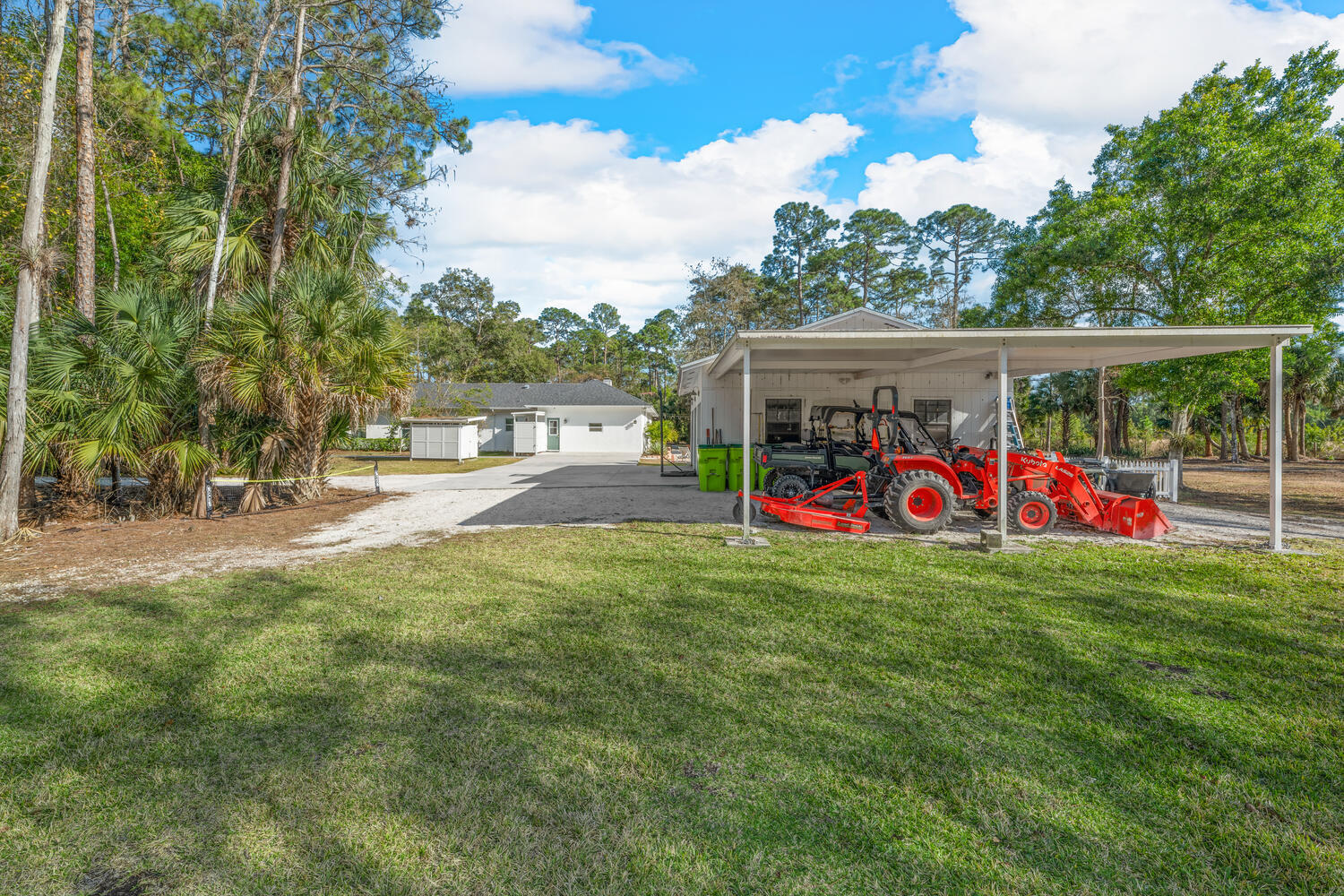 1453 E Road Loxahatchee Groves, FL 33470 - Photo 13 of 121 1453 E Rd Loxahatchee Groves-large-116-1