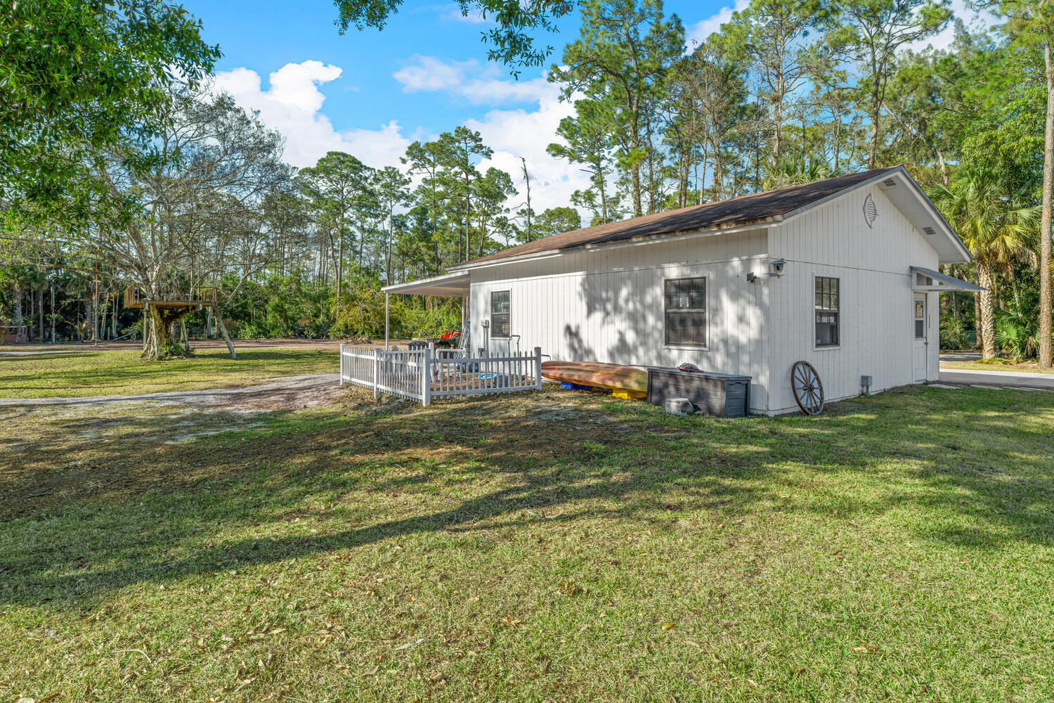 1453 E Road Loxahatchee Groves, FL 33470 - Photo 94 of 121 1453 E Rd Loxahatchee Groves-large-112-0