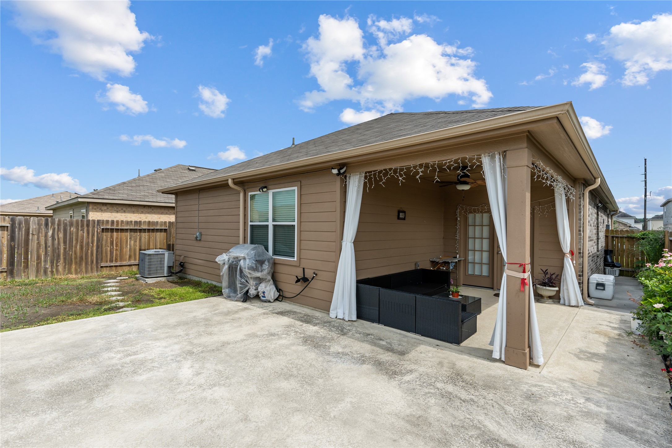10731 Spring Brook Pass Drive Humble, TX 77396 - Photo 28 of 31 a view of back yard of the house