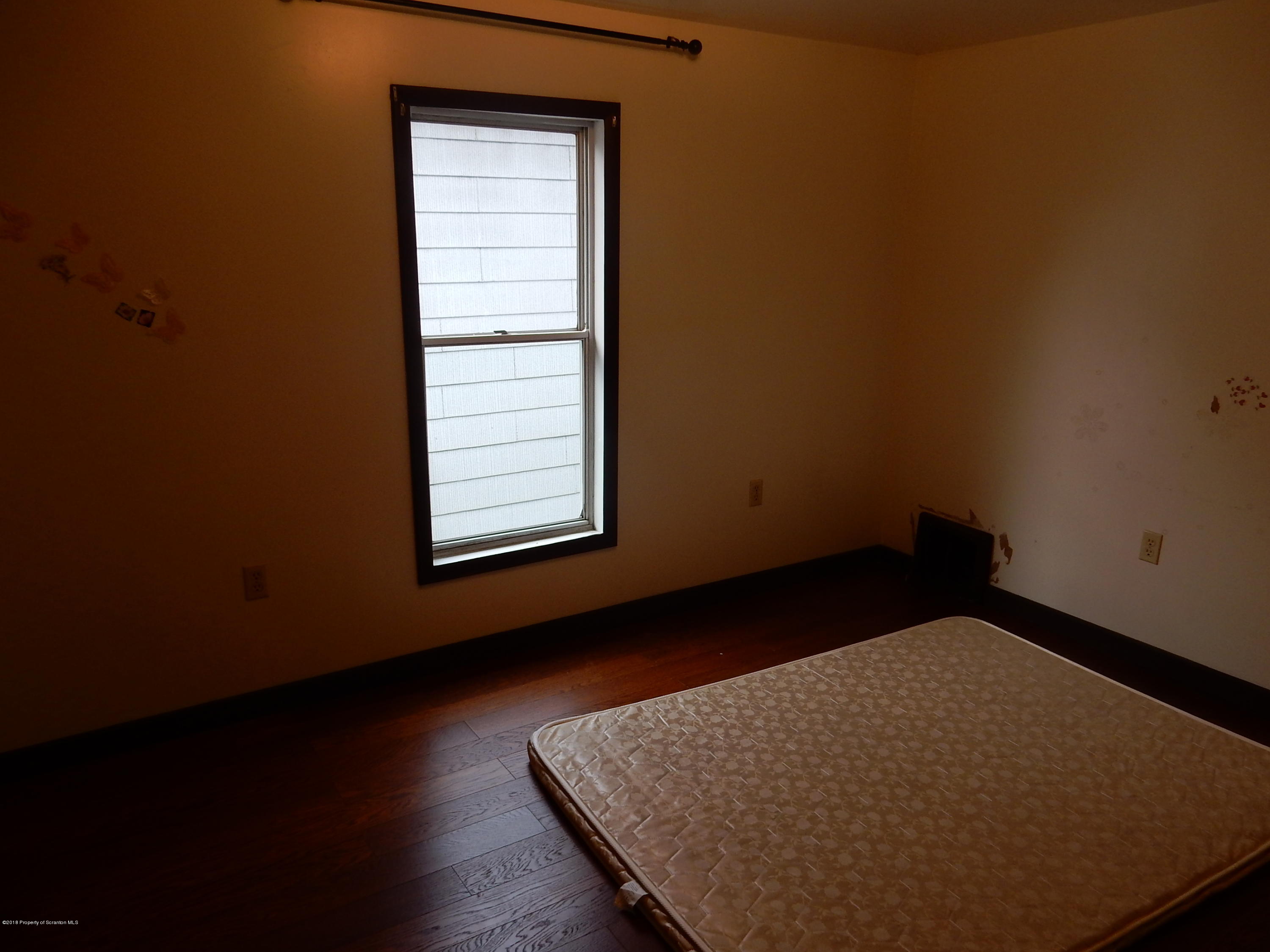 325 Spring Street Scranton, PA 18508 - Photo 8 of 17 Gallery Image 8