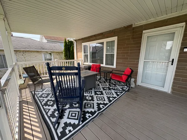 $205,000 | 913 Canal Street, Ottawa, IL 61350
