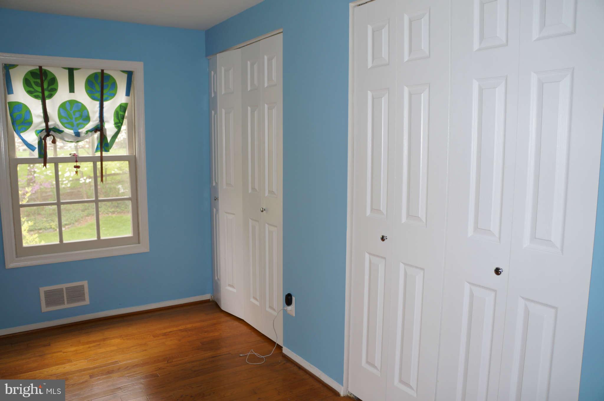 8810 Bells Mill Road Potomac, MD 20854 - Photo 8 of 10 Bedroom