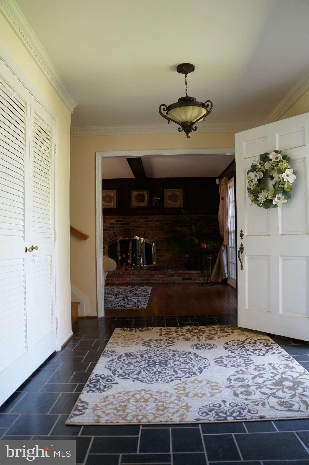 8810 Bells Mill Road Potomac, MD 20854 - Photo 9 of 10 Interior (General)
