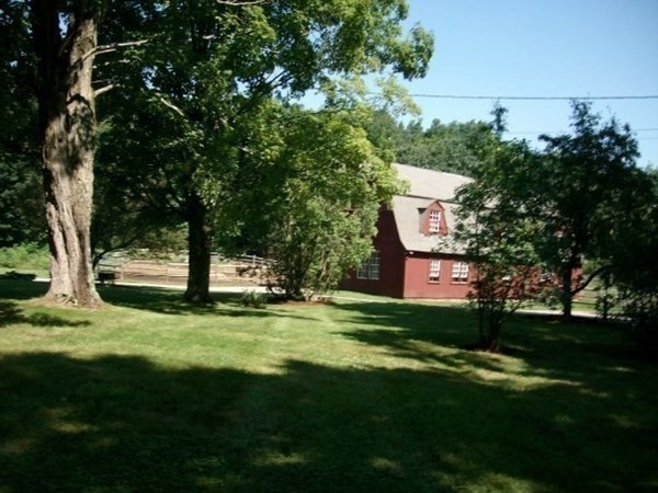 1352 North Brookfield Road Oakham, MA 01068 - Photo 29 of 40