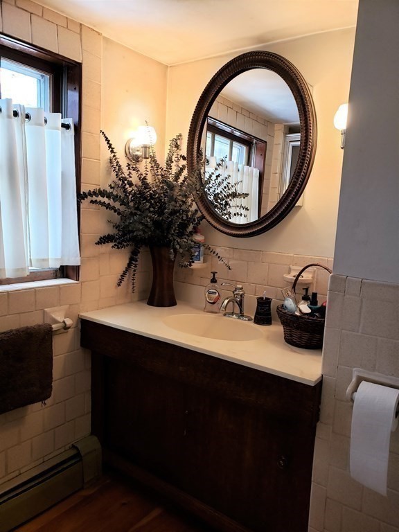 1352 North Brookfield Road Oakham, MA 01068 - Photo 8 of 40
