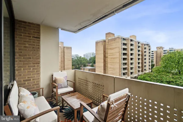 $2,200 | 429 N Street Southwest, Unit S401, Washington, DC 20024